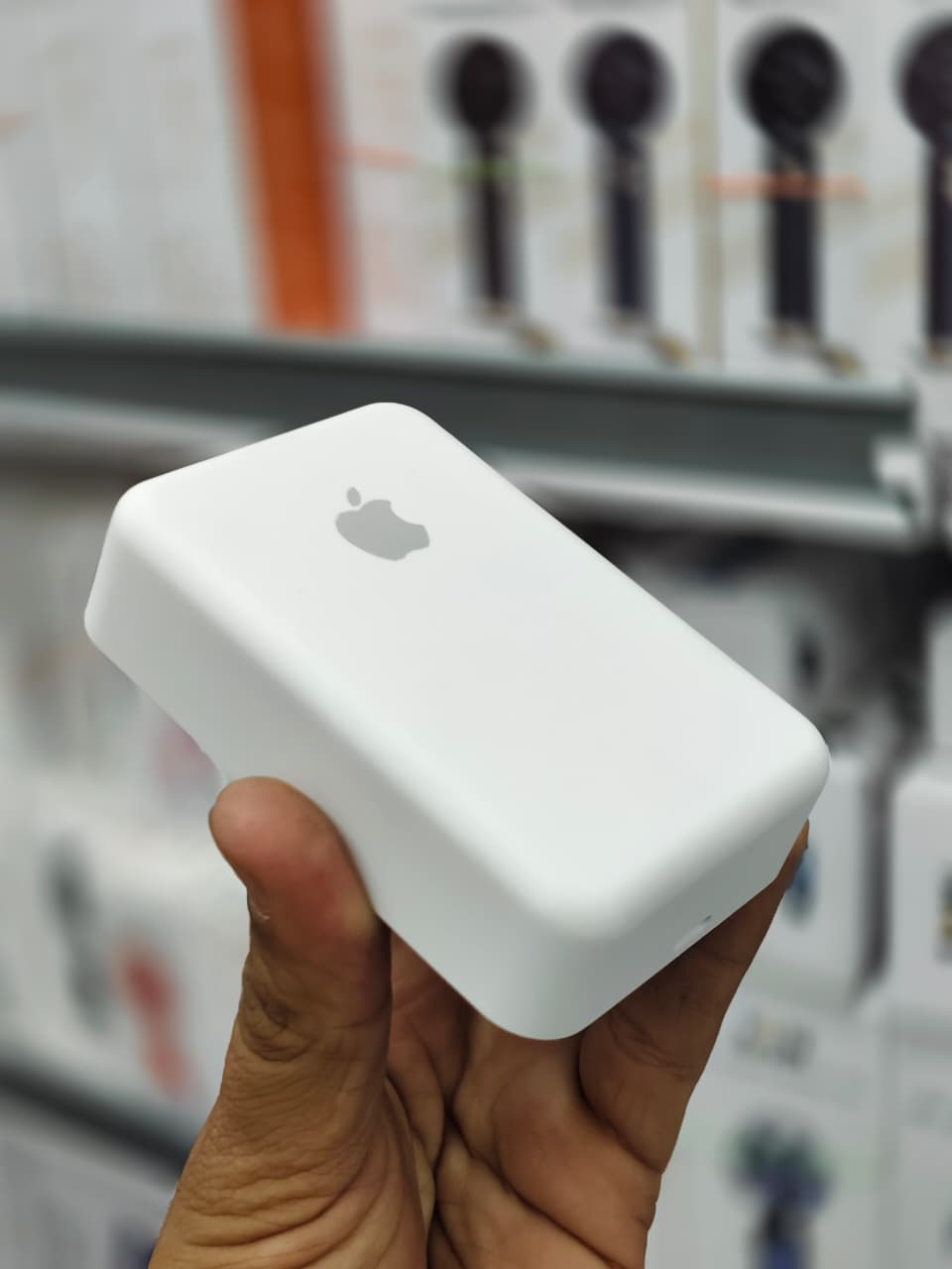 Apple Magsafe Magnetic Battery Pack